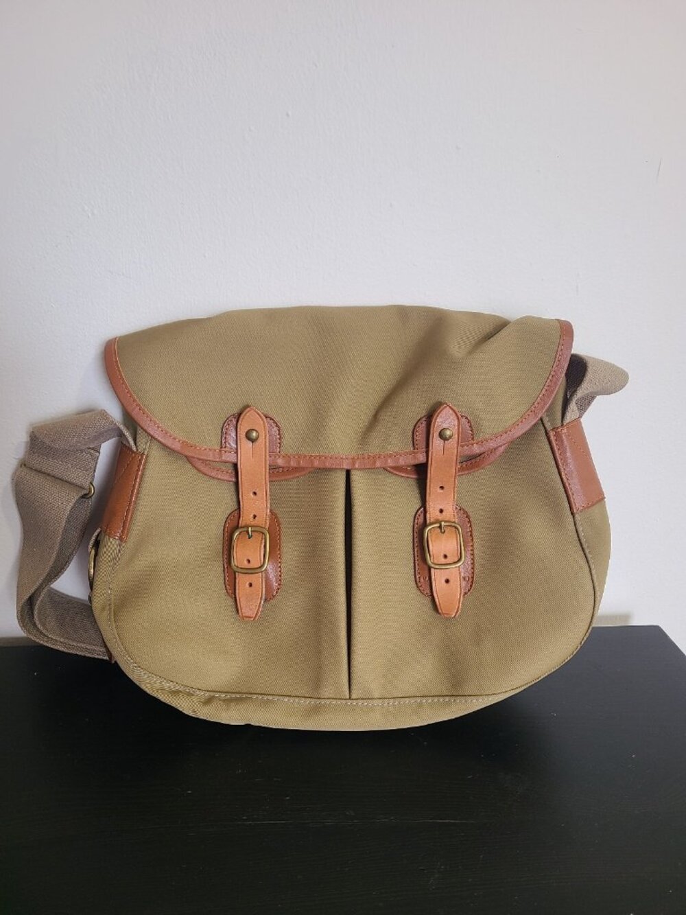 Banana Republic Canvas Leather Brass Bag Made in England Travel Safari Clothing